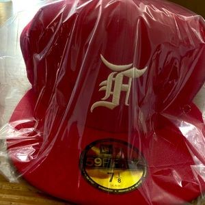 FEAR OF GOD - Red New era